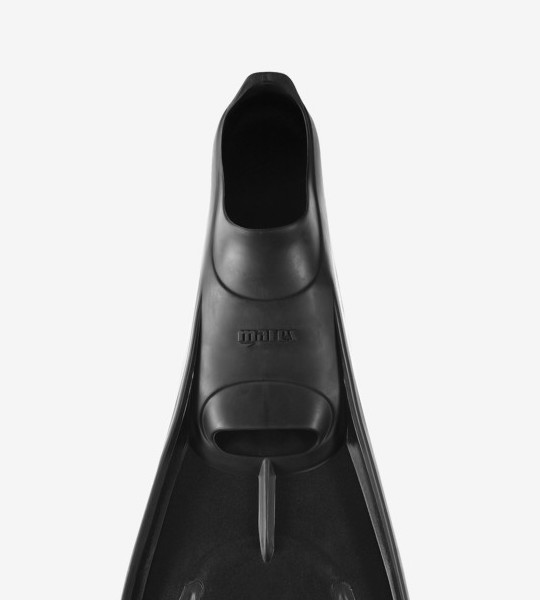 Example of a fin with a closed heel